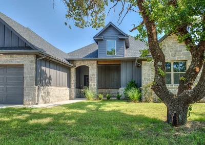 8200 Buffalo Ridge Exterior Up Close